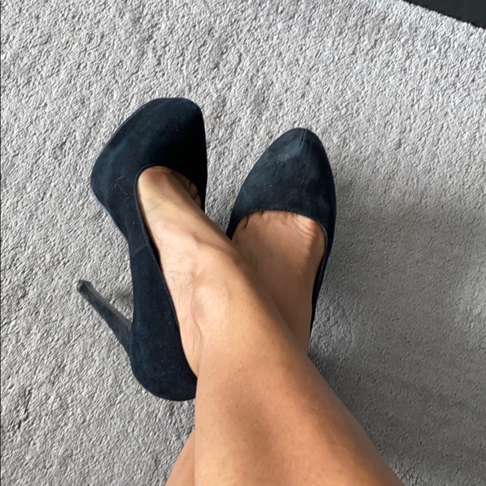 Steve Madden platform pumps
